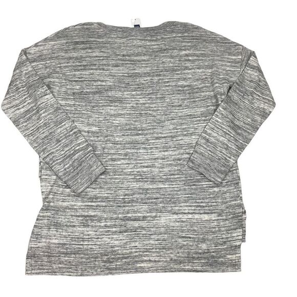 Gap Women's Drop Shoulder Light Gray Sweater size Medium NEW - Picture 2 of 7